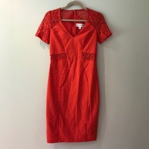 NWT Paper Dolls Red Coral Shift Dress Sz US 4​​​​